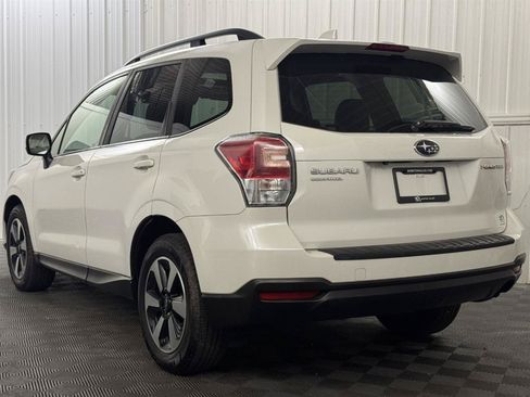 Used 2018 Subaru Forester 2.5i Premium AWD/4WD image 3
