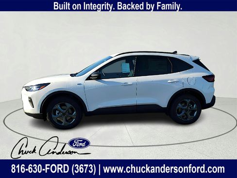 New 2026 Ford Escape ST-Line w/ Cold Weather Package image 3