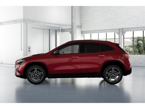 New 2026 Mercedes-Benz GLA 250 4MATIC image 34