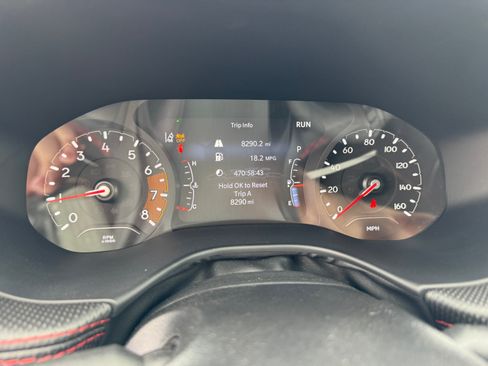 Used 2022 Jeep Compass Trailhawk w/ Trailhawk Convenience Group AWD/4WD image 10