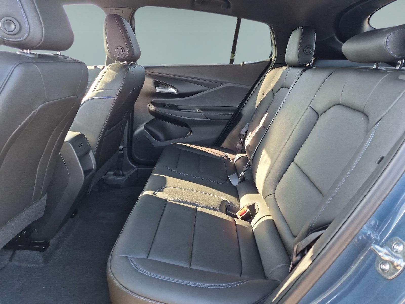 New 2026 Buick Envista Sport Touring w/ Convenience II Package FWD image 24