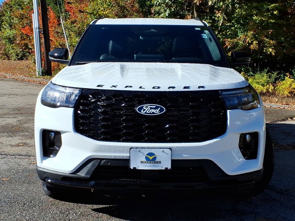 New 2027 Ford Explorer ST-Line w/ Premium Package AWD/4WD image 3