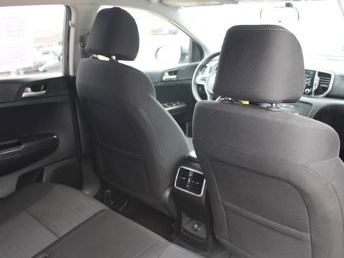 Used 2018 Kia Sportage LX AWD/4WD image 10