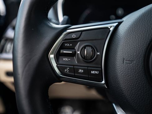 Certified 2025 Acura MDX SH-AWD image 22