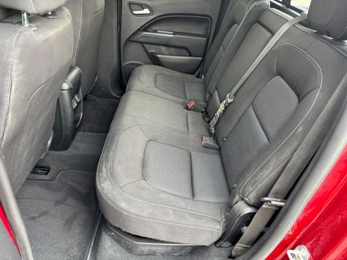 Used 2021 Chevrolet Colorado LT w/ LT Convenience Package AWD/4WD image 21