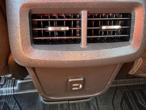 Used 2020 GMC Terrain SLE w/ Driver Convenience Package FWD image 15