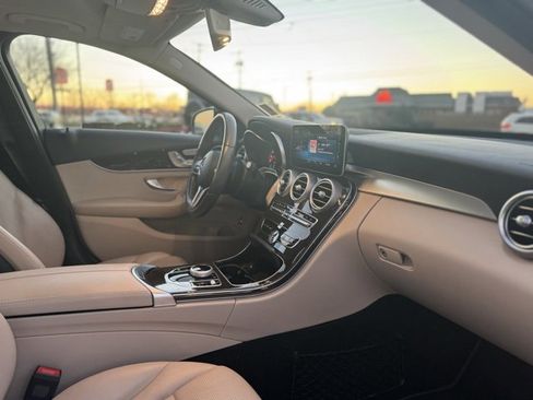 Used 2020 Mercedes-Benz C 300 4MATIC Sedan image 9