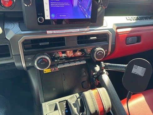 Certified 2025 Toyota 4Runner TRD Off-Road AWD/4WD image 29