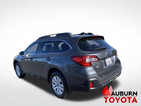 Used 2019 Subaru Outback 2.5i Premium AWD/4WD image 5