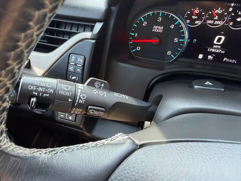 Used 2019 GMC Yukon Denali w/ Denali Ultimate Package AWD/4WD image 21