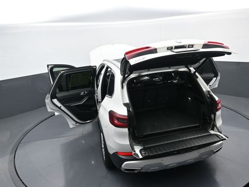 Used 2020 BMW X5 xDrive40i w/ Convenience Package image 42