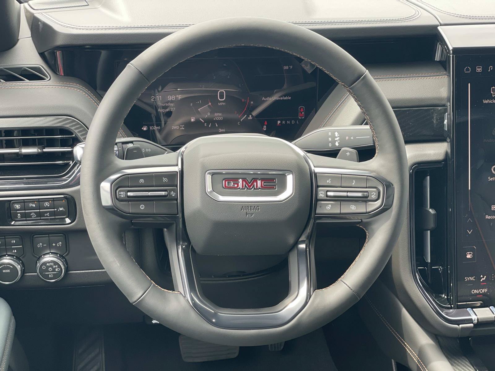 New 2026 GMC Yukon XL AT4 AWD/4WD image 10