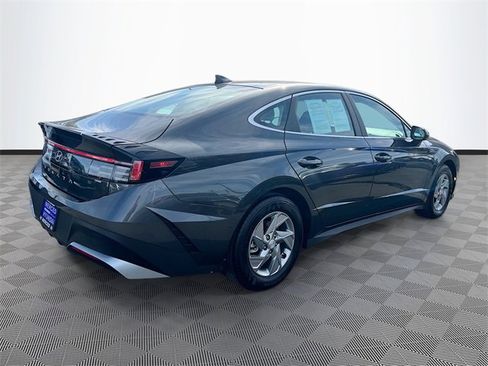 Used 2025 Hyundai Sonata SE image 7