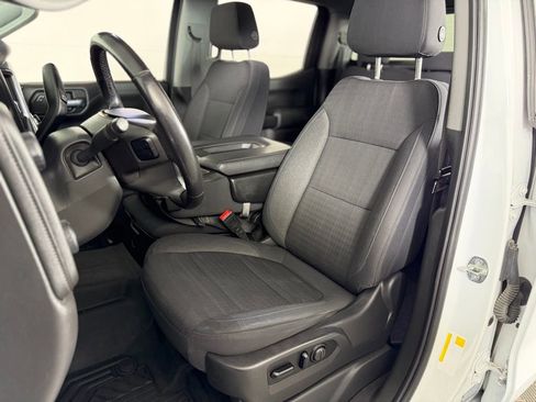 Used 2021 Chevrolet Silverado 1500 LT image 29