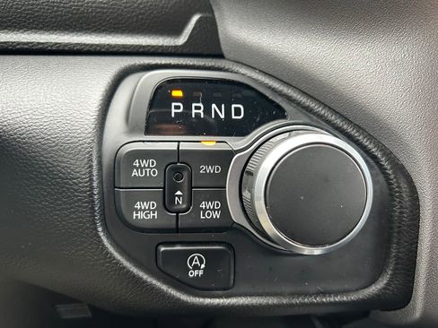 Certified 2025 RAM 1500 Big Horn image 20