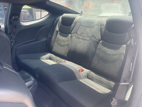 Used 2014 Hyundai Genesis 2.0T image 12