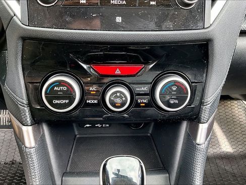 Used 2021 Subaru Forester Limited w/ Popular Package #3 image 15