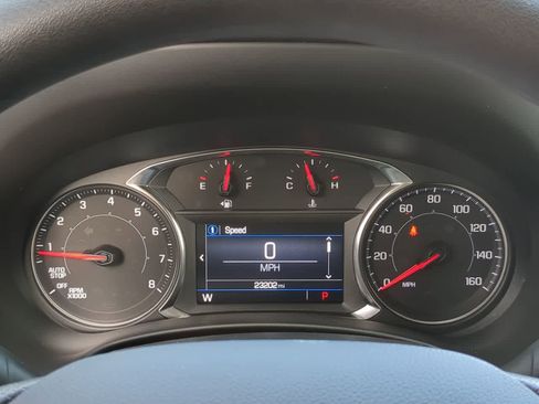 Used 2023 GMC Terrain SLE w/ Driver Convenience Package image 31