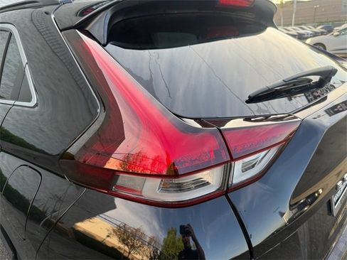 Used 2022 Mitsubishi Eclipse Cross SE image 31