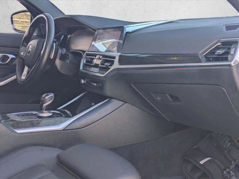 Used 2021 BMW 330i Sedan w/ Convenience Package image 22