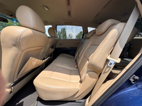 Used 2010 Subaru Tribeca Limited image 9