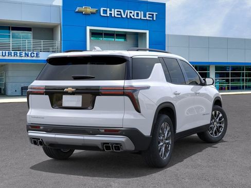 New 2026 Chevrolet Traverse LT w/ Sun and Wheel Package image 12