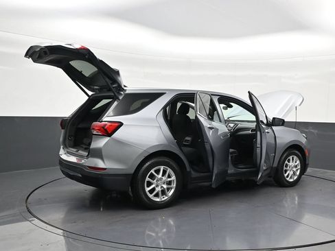 Used 2024 Chevrolet Equinox LT FWD image 31