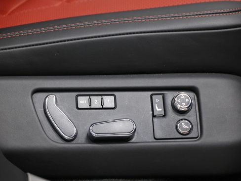 Used 2018 Bentley Flying Spur S V8 w/ Black Edition AWD/4WD image 80