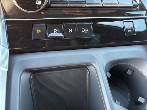 New 2026 Nissan Armada SL w/ Captain's Chari Seat Package image 17