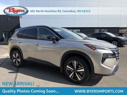 Used 2025 Nissan Rogue SL w/ Tech Package