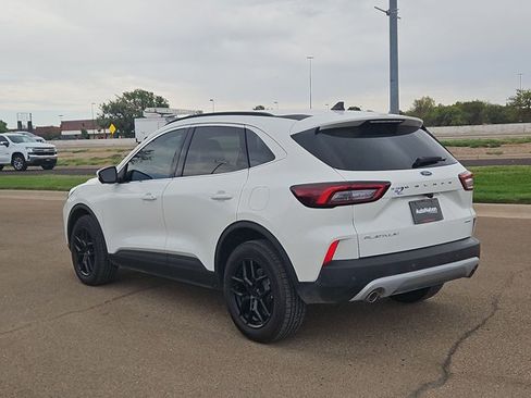 Used 2024 Ford Escape Platinum AWD/4WD image 8