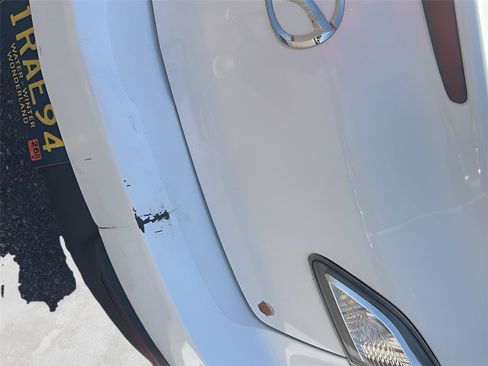 Used 2011 MAZDA MAZDA3 i Touring FWD image 7