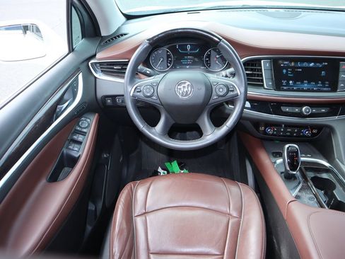 Used 2018 Buick Enclave Avenir w/ Avenir Technology Package FWD image 6