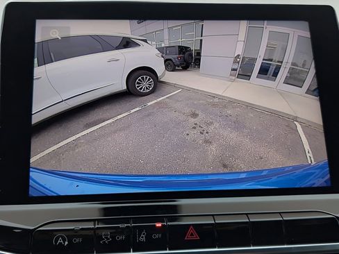 New 2025 Jeep Compass Latitude w/ Sun & Sound Group image 24