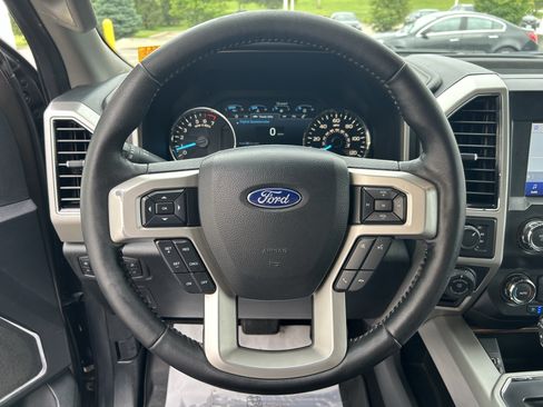 Used 2019 Ford F150 Lariat AWD/4WD image 22