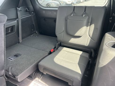 Used 2022 Lexus GX 460 Premium w/ Premium Package image 17