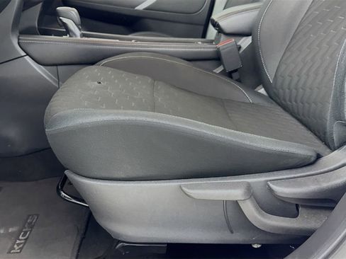 Used 2023 Nissan Kicks SV FWD image 23