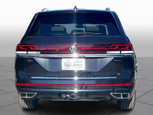 New 2026 Volkswagen Atlas SEL Premium R-Line AWD/4WD image 4