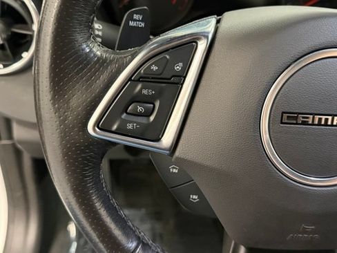 Used 2022 Chevrolet Camaro SS RWD image 15