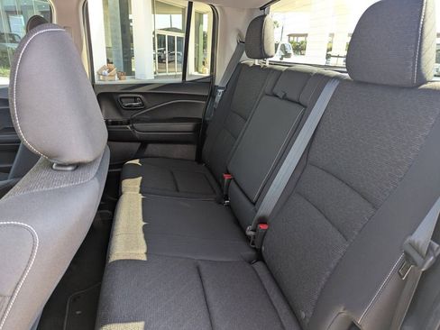 Used 2023 Honda Ridgeline Sport image 14