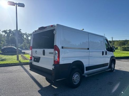 Used 2025 RAM ProMaster 2500 w/ U-Haul Equipment Group FWD image 7