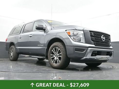Used 2021 Nissan Titan SV w/ SV Convenience Package image 49