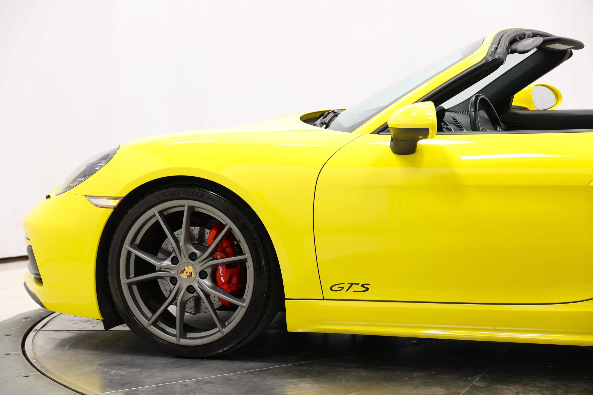 Used 2019 Porsche 718 Boxster GTS RWD image 8