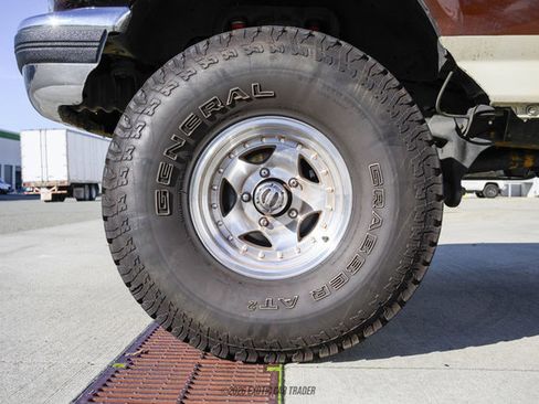 Used 1994 Ford Bronco Eddie Bauer image 95