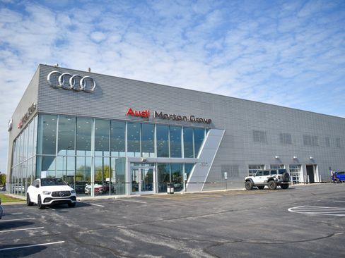 Used 2025 Audi A5 2.0T Premium Plus w/ Premium Plus AWD/4WD image 16