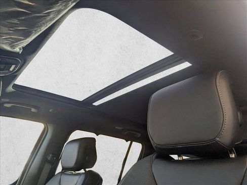 New 2025 Jeep Wagoneer Series II w/ Convenience Group I image 15