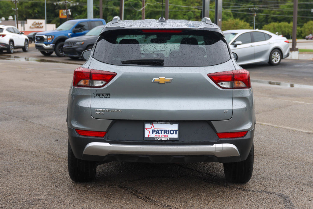 Used 2025 Chevrolet TrailBlazer LT AWD/4WD image 4