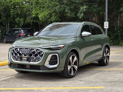 New 2026 Audi SQ5 Premium Plus AWD/4WD image 6