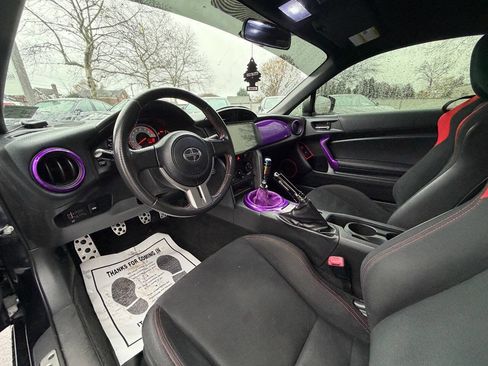 Used 2013 Scion FR-S 10 Series image 12