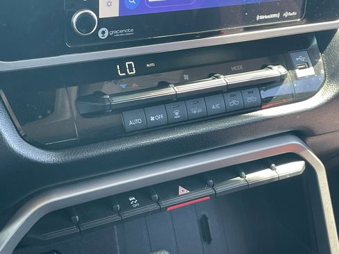 Used 2022 Toyota Tundra SR5 image 8